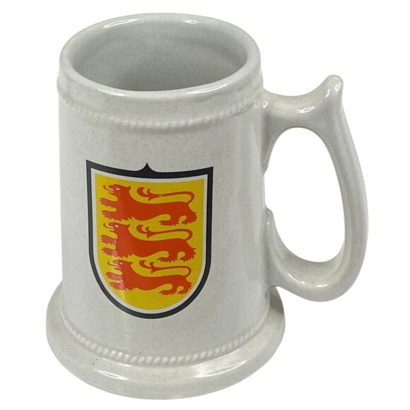 VTG Pfaltzgraff 286M BEER MUG STEIN MUG Tankard Ceramic 3 Lions Coat of Arms USA - Picture 7 of 7